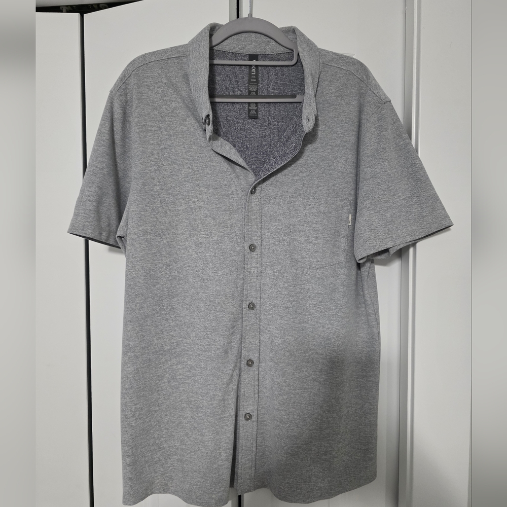 Men's Gray Short Sleeve Shirt